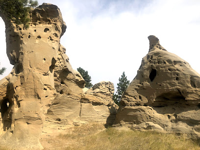 Medicine Rocks State Park