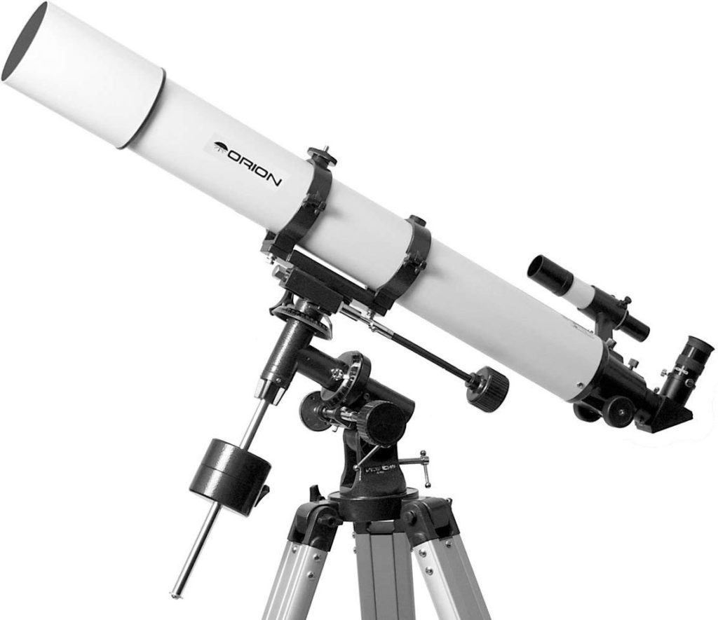 who invented refracting telescope