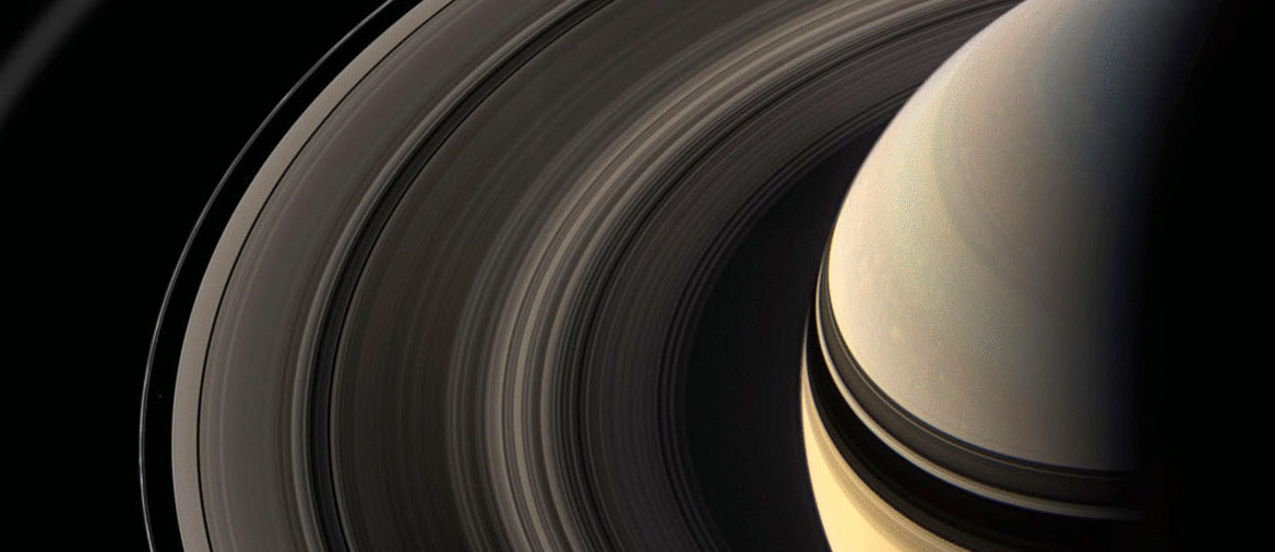 Can You Walk On Saturn's Rings? - Little Astronomy