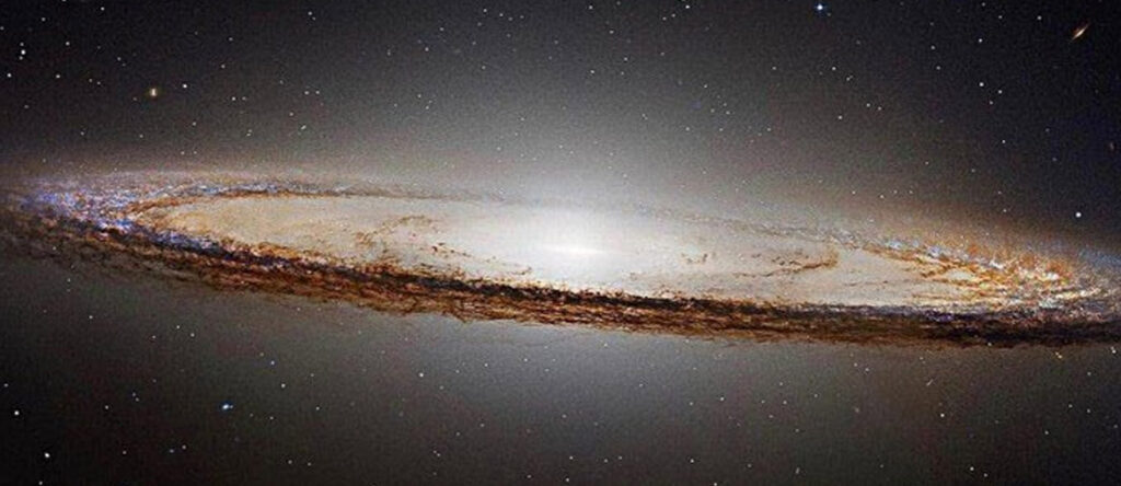 Sombrero Galaxy Facts & Characteristics - Little Astronomy