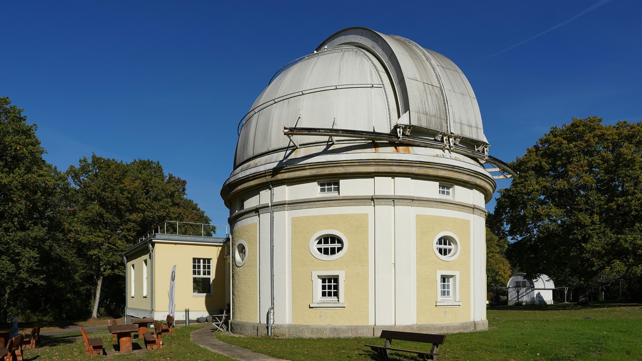 William Herschel telescope and Bessel parallax