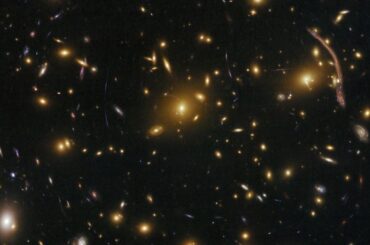 8 Fascinating Effects of Relativity in Space featured_image