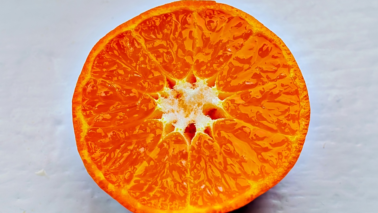 Orange K-type star and red M-type dwarfs with molecular bands in their spectra