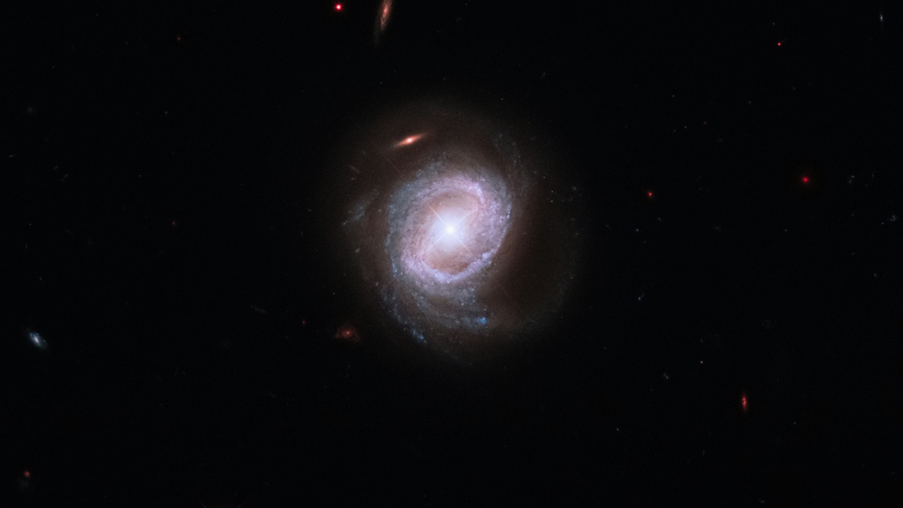 Hubble classification diagram showing spiral, elliptical, lenticular, and irregular galaxies